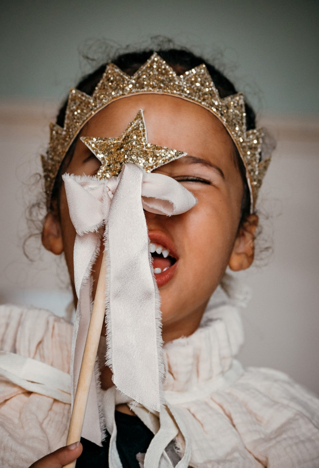 Gold Sparkle Crown & Wand